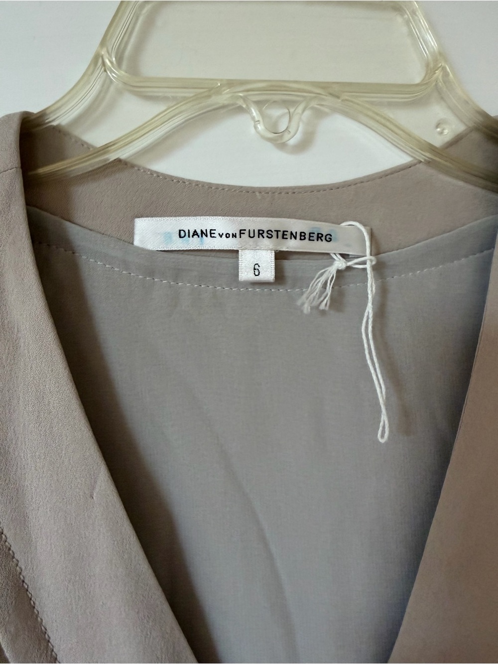 DIANE VON FURSTENBERG (DVF) Taupe ‘Twiggy’ Hot Fix Check Dress Size 6 $645 - Picture 2 of 5